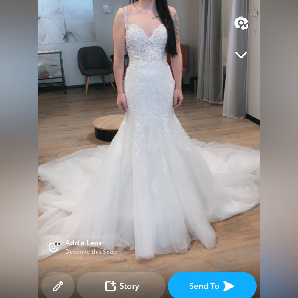 Essence of Australia, wedding dress
